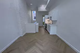 1934 Green St, Philadelphia, PA 19130 - Photo 6