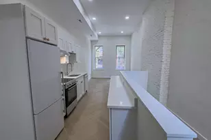 1934 Green St, Philadelphia, PA 19130 - Photo 2