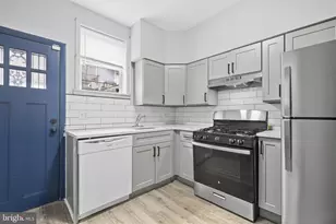 2105 S Woodstock St, Philadelphia, PA 19145 - Photo 8