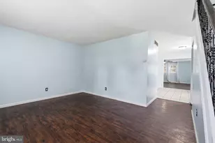 12130 Rambler Rd, Philadelphia, PA 19154 - Photo 4