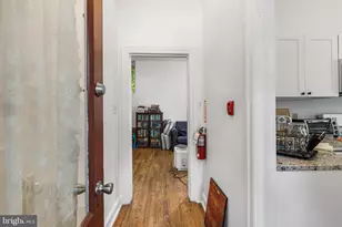 348 Green Ln, Philadelphia, PA 19128 - Photo 26