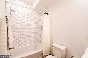 2137 Cross St, Philadelphia, PA 19146 - Photo 8