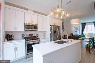 2137 Cross St, Philadelphia, PA 19146 - Photo 24