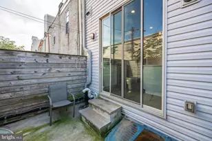 2137 Cross St, Philadelphia, PA 19146 - Photo 16