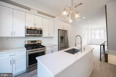 2137 Cross Street, Philadelphia, PA 19146 - Photo 12