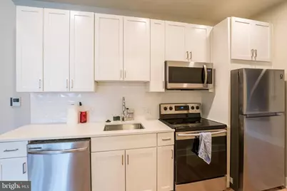 1300 S 19th Street #UNIT 10, Philadelphia, PA 19146 - Photo 2
