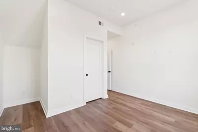 2513 N Howard Street #302, Philadelphia, PA 19133 - Photo 8