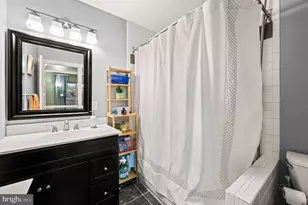 1931 Poplar St, Philadelphia, PA 19130 - Photo 16