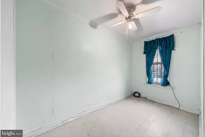 1821 E Sergeant Street, Philadelphia, PA 19133 - Photo 12