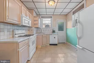 1922 S Juniper St, Philadelphia, PA 19148 - Photo 6