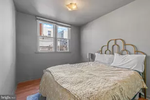 1922 S Juniper St, Philadelphia, PA 19148 - Photo 10