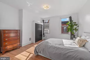 1922 S Juniper St, Philadelphia, PA 19148 - Photo 8