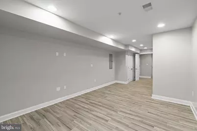 2129 Tasker Street, Philadelphia, PA 19145 - Photo 48
