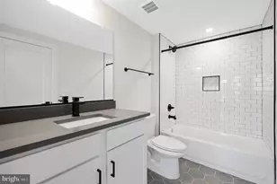 1721 N 21st St, Philadelphia, PA 19121 - Photo 10