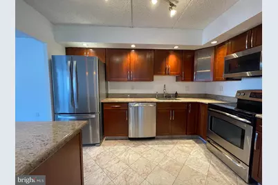 530 S 2nd Street #501, Philadelphia, PA 19147 - Photo 8