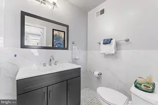 1251 S 21st St, Philadelphia, PA 19146 - Photo 18