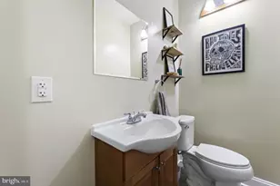1251 S 21st St, Philadelphia, PA 19146 - Photo 16