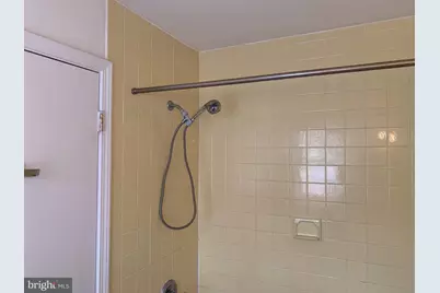 1211 Locust Street #3F, Philadelphia, PA 19107 - Photo 12