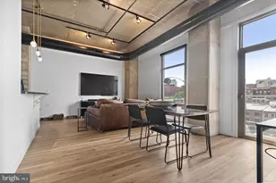 113 N Bread St, Philadelphia, PA 19106 - Photo 2