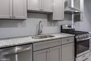 2323 Moore St, Philadelphia, PA 19145 - Photo 10