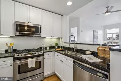 1900 Hamilton Street #508, Philadelphia, PA 19130 - Photo 12