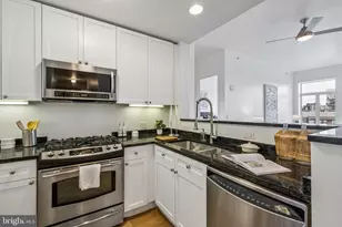 1900 Hamilton St, Philadelphia, PA 19130 - Photo 12