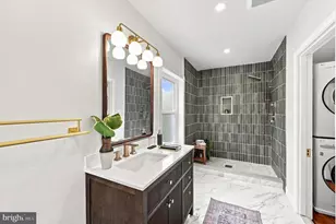 24 Westview St, Philadelphia, PA 19119 - Photo 16