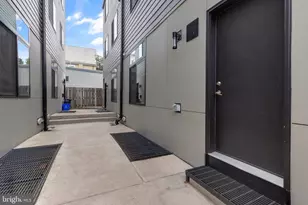 360 Monastery Ave, Philadelphia, PA 19128 - Photo 14
