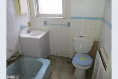 1335 E Airdrie Street, Philadelphia, PA 19124 - Photo 12