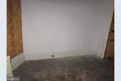 1335 E Airdrie Street, Philadelphia, PA 19124 - Photo 6