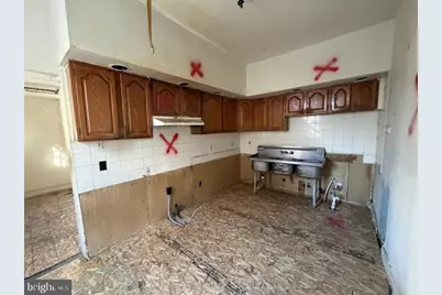 1435 W Rockland Street, Philadelphia, PA 19141 - Photo 2