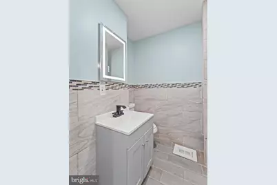 808 S 56th Street, Philadelphia, PA 19143 - Photo 20