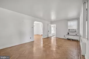 9505 Hilspach St, Philadelphia, PA 19115 - Photo 6