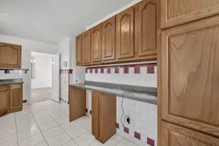 9505 Hilspach St, Philadelphia, PA 19115 - Photo 14
