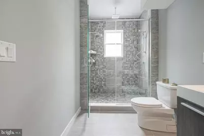 1939 S 6th Street, Philadelphia, PA 19148 - Photo 14