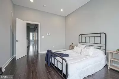 1939 S 6th Street, Philadelphia, PA 19148 - Photo 12