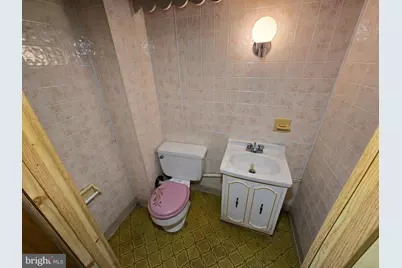 8311 Mansfield Avenue, Philadelphia, PA 19150 - Photo 28