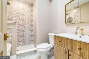 309 E Meehan Ave, Philadelphia, PA 19119 - Photo 20