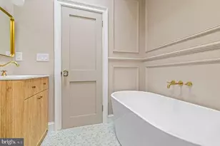 309 E Meehan Ave, Philadelphia, PA 19119 - Photo 22