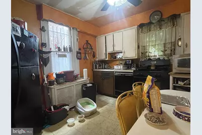 138 W Pomona Street, Philadelphia, PA 19144 - Photo 8