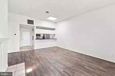 102-22 Church Street #501, Philadelphia, PA 19106 - Photo 6