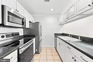 102-22 Church St, Philadelphia, PA 19106 - Photo 8