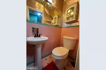 807 Brighton Street, Philadelphia, PA 19111 - Photo 26