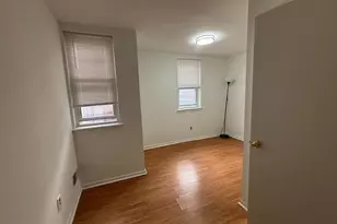 524 N Natrona St, Philadelphia, PA 19104 - Photo 8