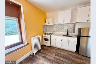 911 N 42nd Street, Philadelphia, PA 19104 - Photo 2