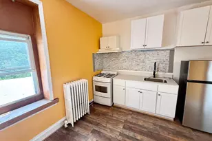 911 N 42nd St, Philadelphia, PA 19104 - Photo 2