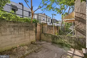 1631 S Etting St, Philadelphia, PA 19145 - Photo 30