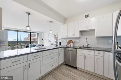 226 W Rittenhouse Square #2514, Philadelphia, PA 19103 - Photo 6