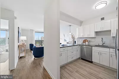 226 W Rittenhouse Square #2514, Philadelphia, PA 19103 - Photo 4