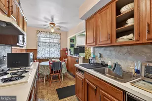 1941 Lardner St, Philadelphia, PA 19149 - Photo 4